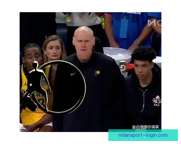 小内姆布哈德球鞋被踩掉后迅速捡起举起干扰投篮遭判技术犯规